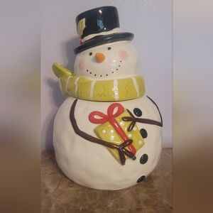 Snowman Cookie Jar from Connections- NWOT